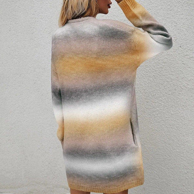 WW | Lässiger Pullover Aus Gradient Gestricktem Material
