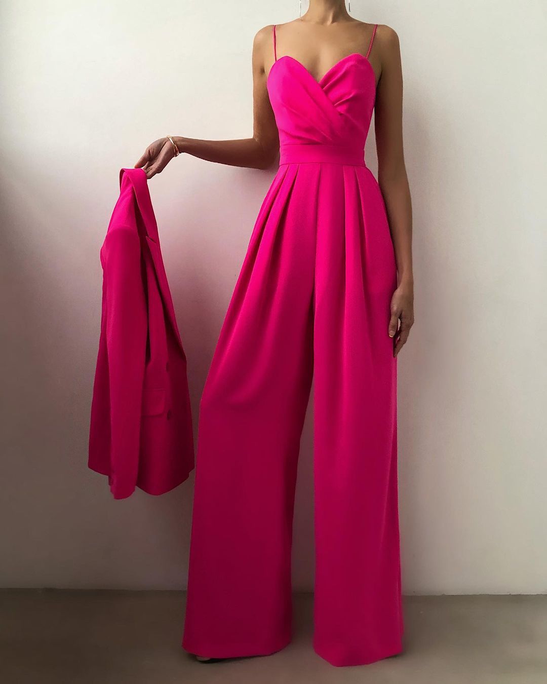 Rebecca – Straight-leg overall with a high waist and delicate straps