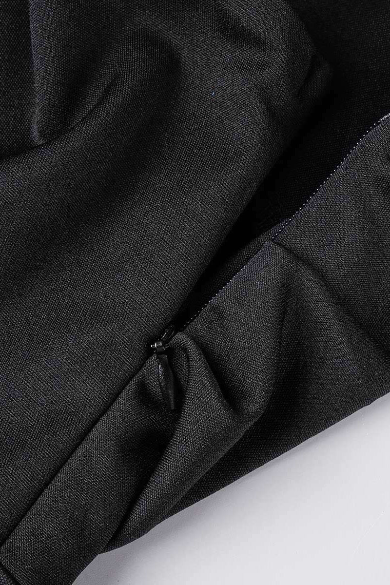Evie - Elegant Sleeveless Dress with Diagonal Neckline