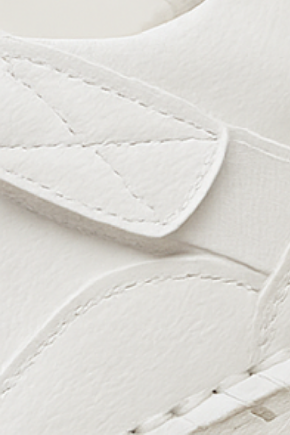 Aleera Sneakers - White (Grey Sole)