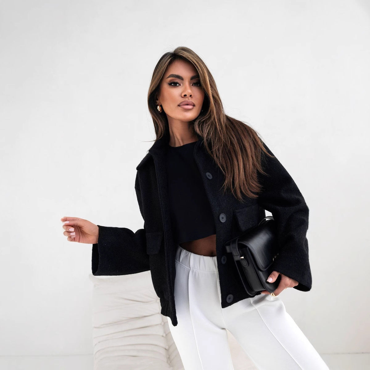 WW | Oversized wool blend short jacket with button placket and pockets