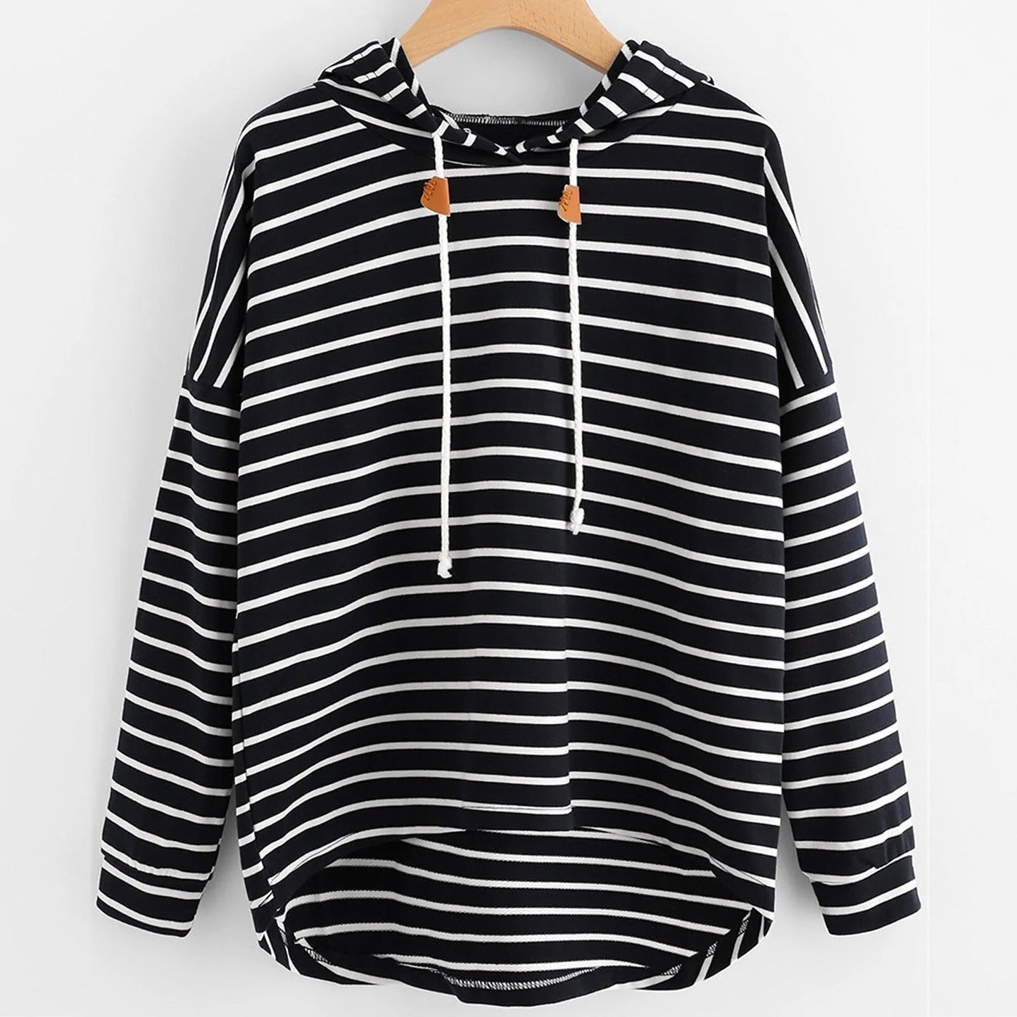 WW | Women's Knitted Jumper with Modern Design