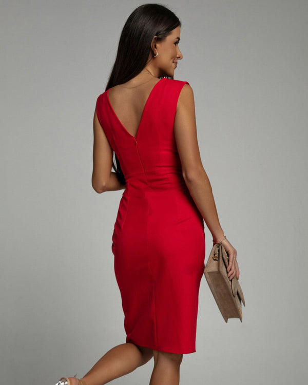 Body-hugging pencil dress with V-neck and elegant slit