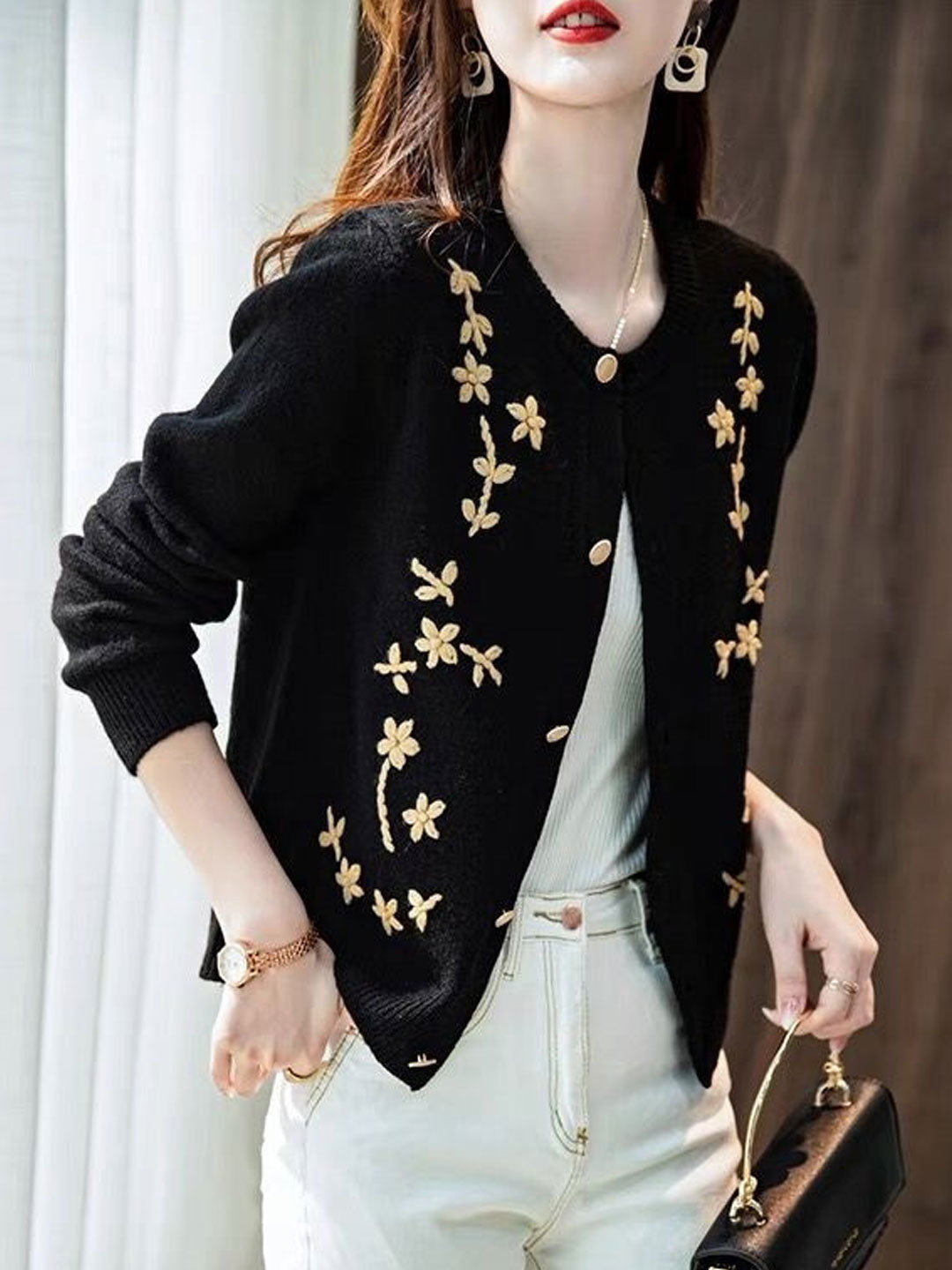 WW | Strickjacke mit floralem Stickerei