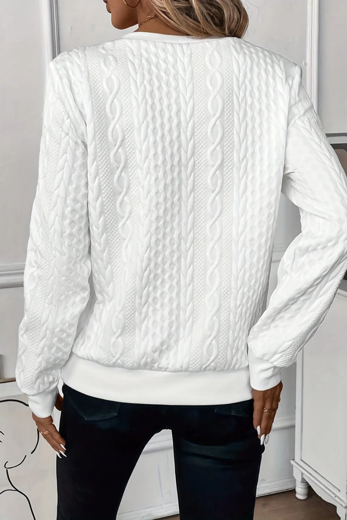 Melanie Versatile Autumn Sweater - White
