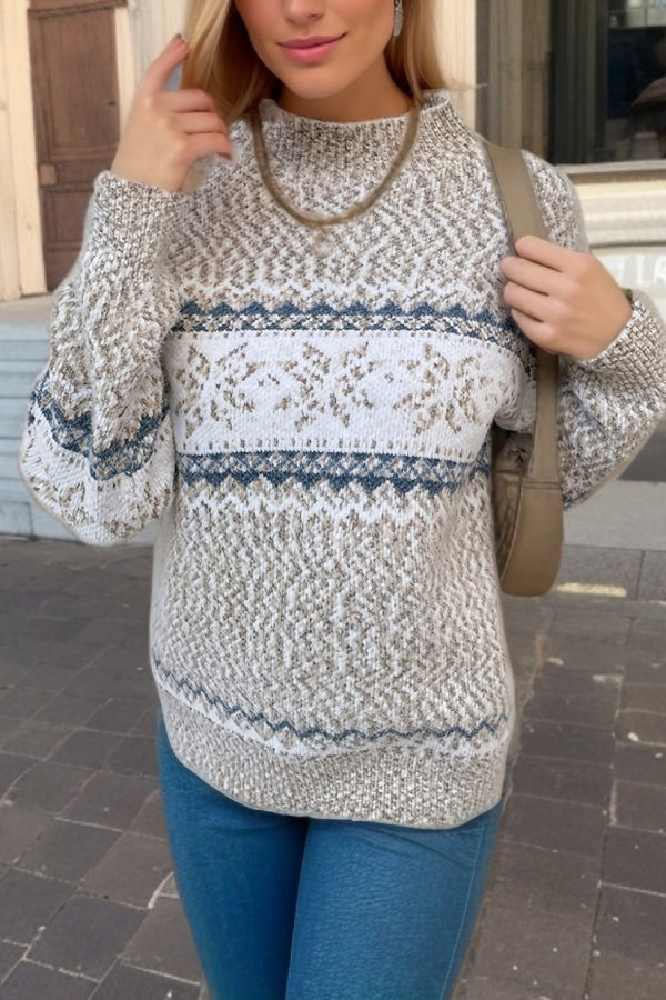 WW | Chic Christmas Turtleneck with Snowflake Sweater
