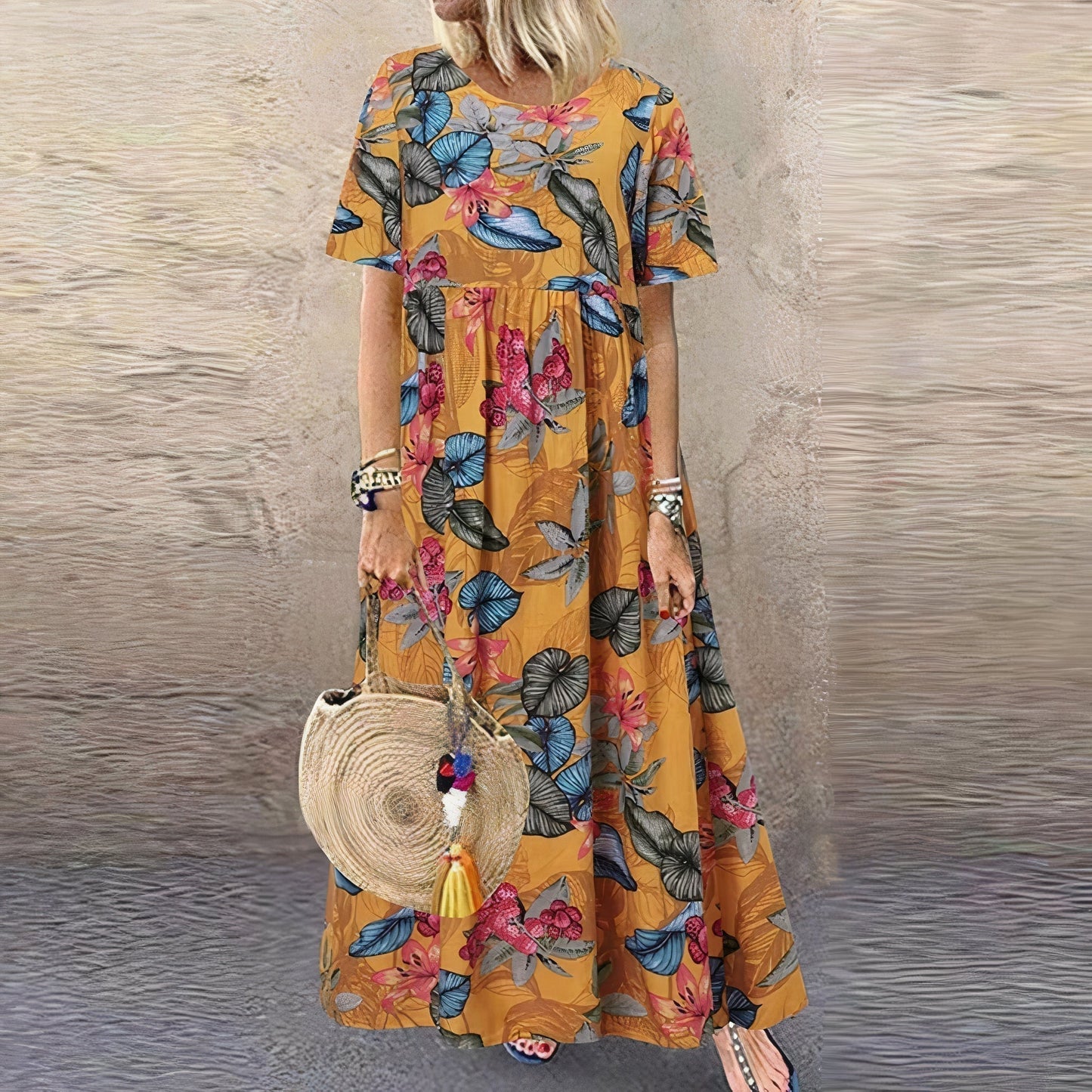 Lotte – Vibrant Floral Maxi Dress