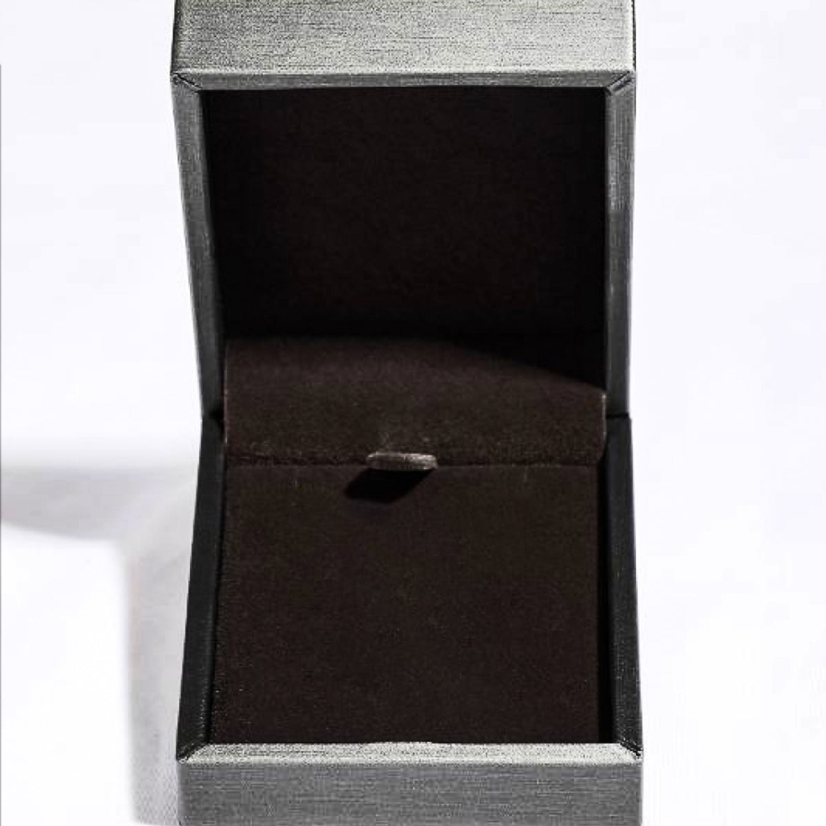 WW | 925 Sterling Silver Inlaid Moissanite Bar Necklace
