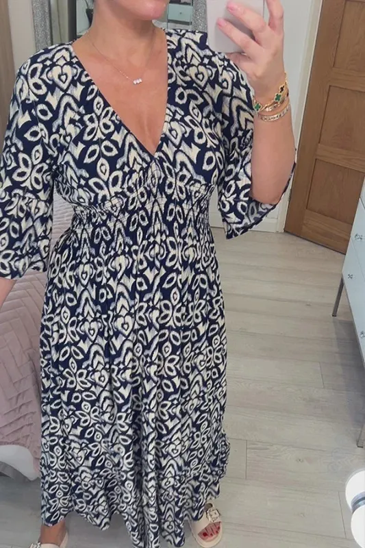 Olivia | Kleid mit V-Ausschnitt und weiten Ärmeln