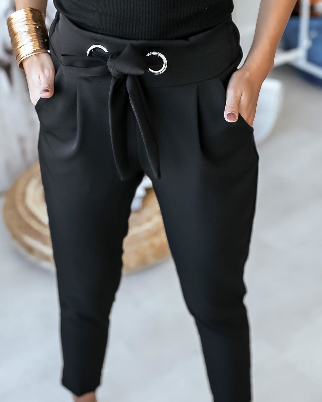 WW | High Waist Hose mit Gürtel - Elegante Schlupfhose mit Bindegürtel & Seitentaschen für Büro & Alltag