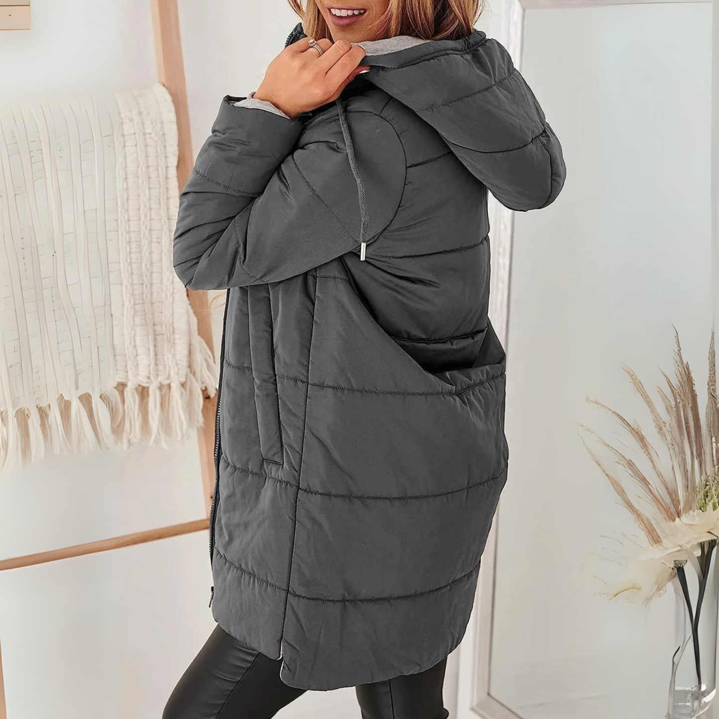 WW | Lightweight padded jacket with hood