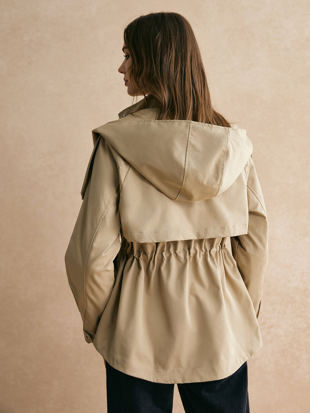 WW | Trench coat with laced waist and zipper