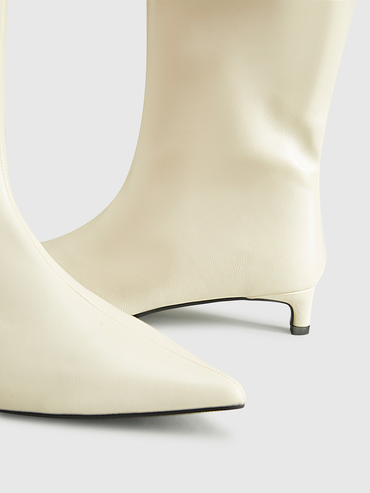 WW | Spitze Zehen Kitten Knielange Stiefel