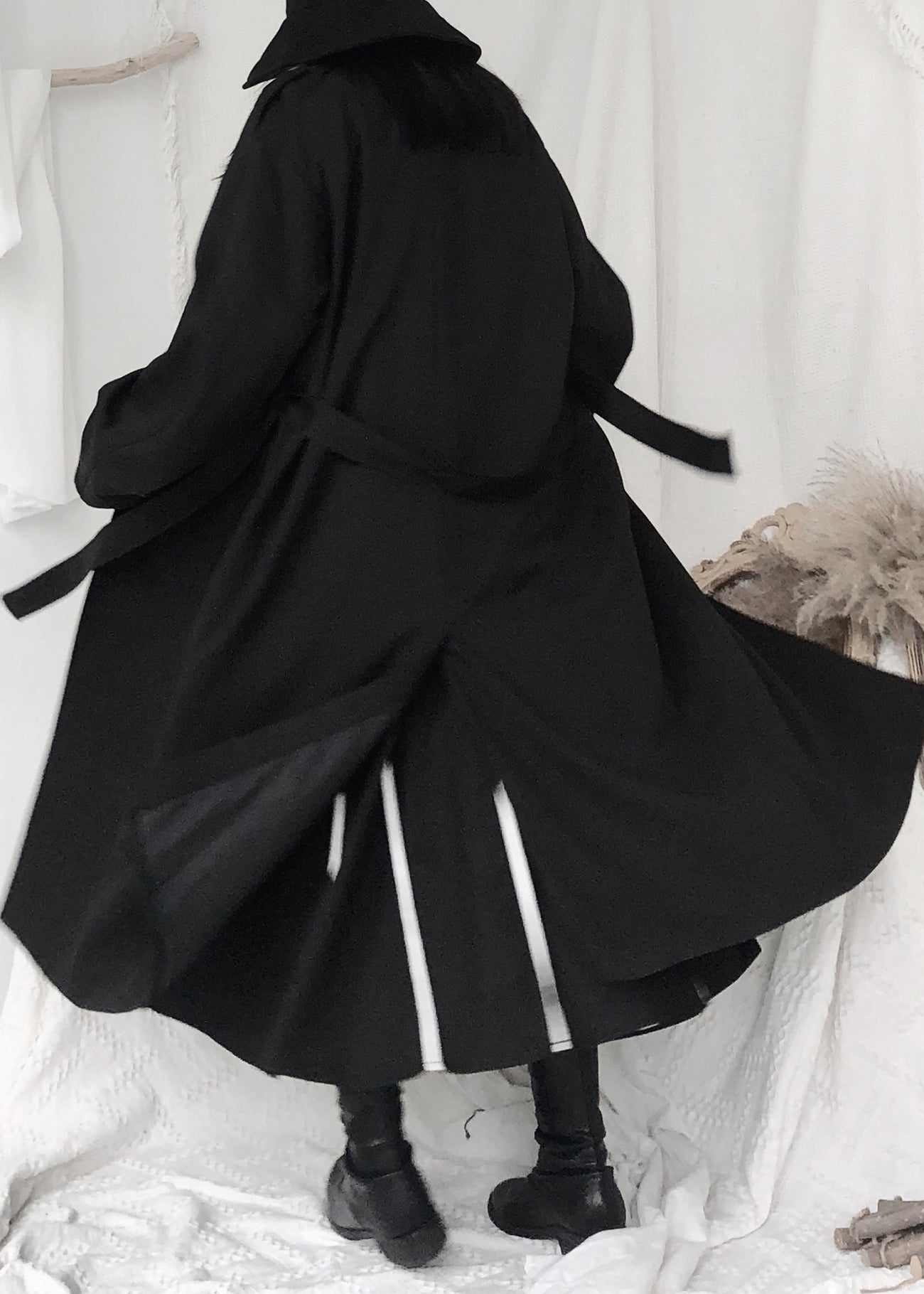 WW | Schwarze Stehkragen Taillenbindung Knopf Trenchcoats Langarm