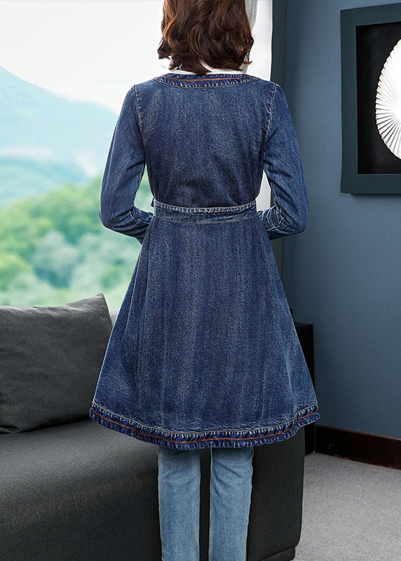 WW | Blaue Low High Design V-Ausschnitt bestickte Baumwolle Denim Trenchcoats Langarm