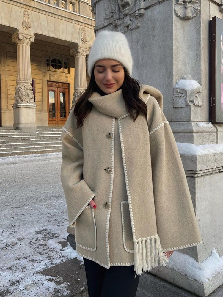 WW | Unique jacket and scarf in one!