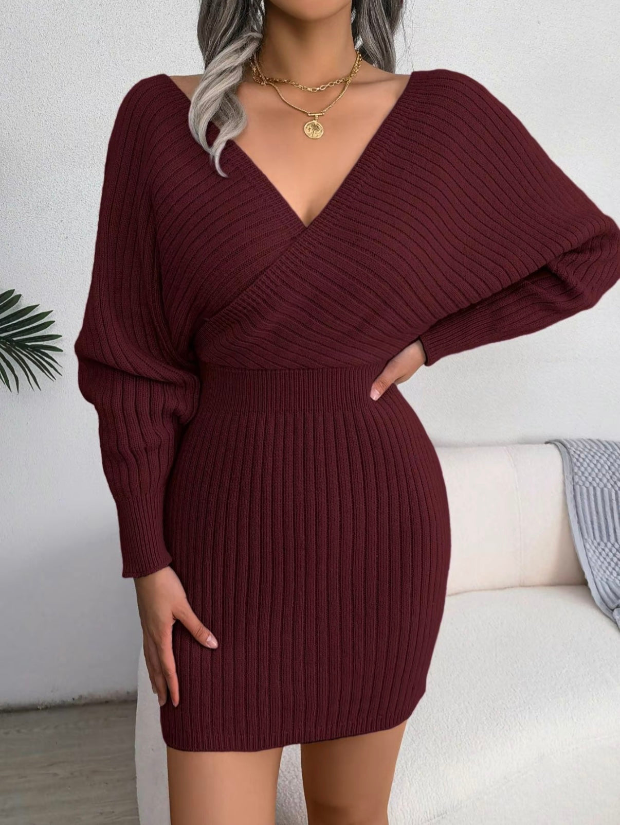 Chloe | V-Ausschnitt Strickkleid