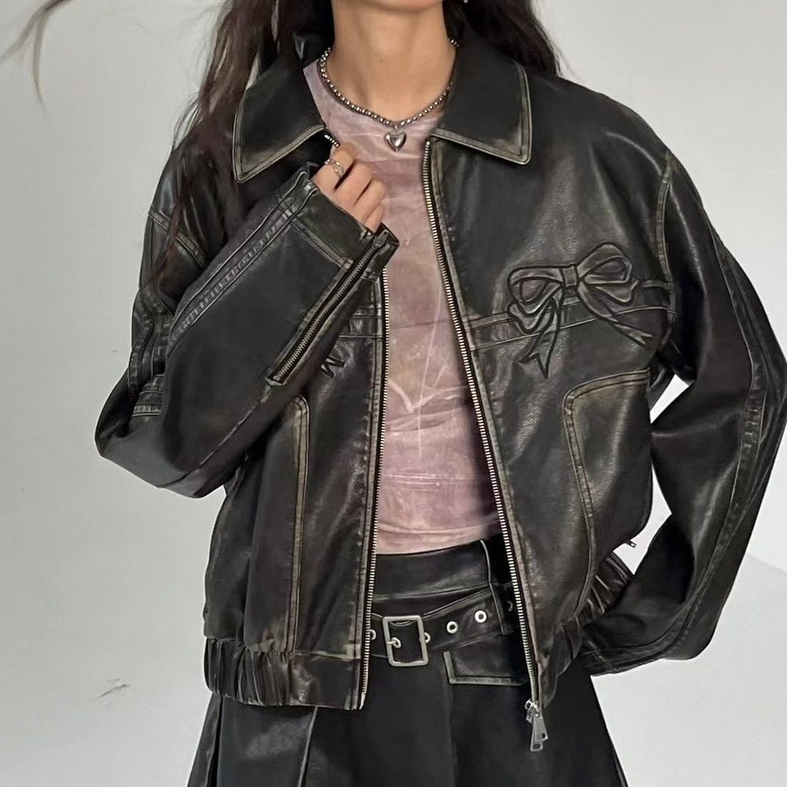 WW | Schleifenprint Retro Bikerjacke Leder Damenjacke