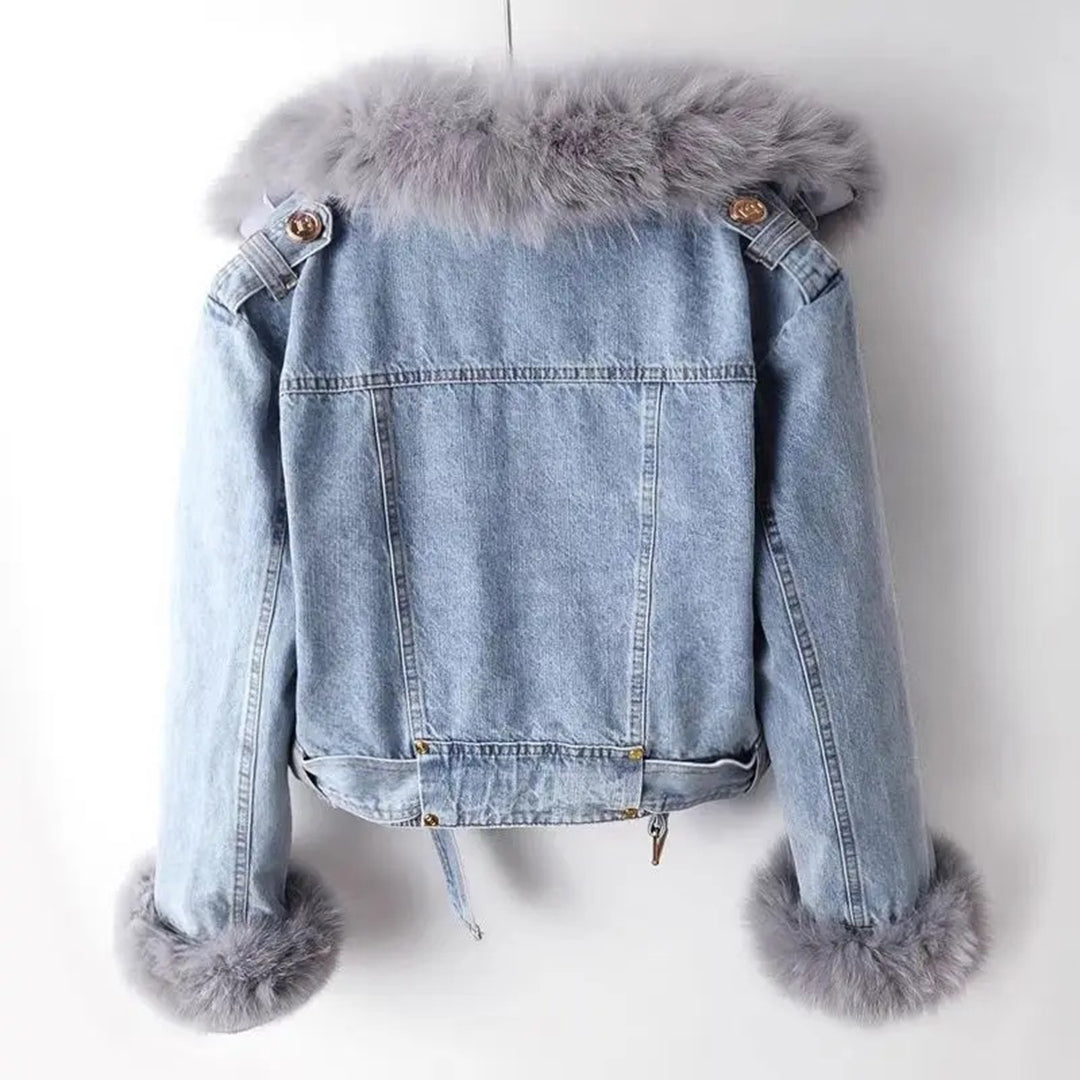LUNA'sDenim: Jeansjacke mit Flauschigem Kragen