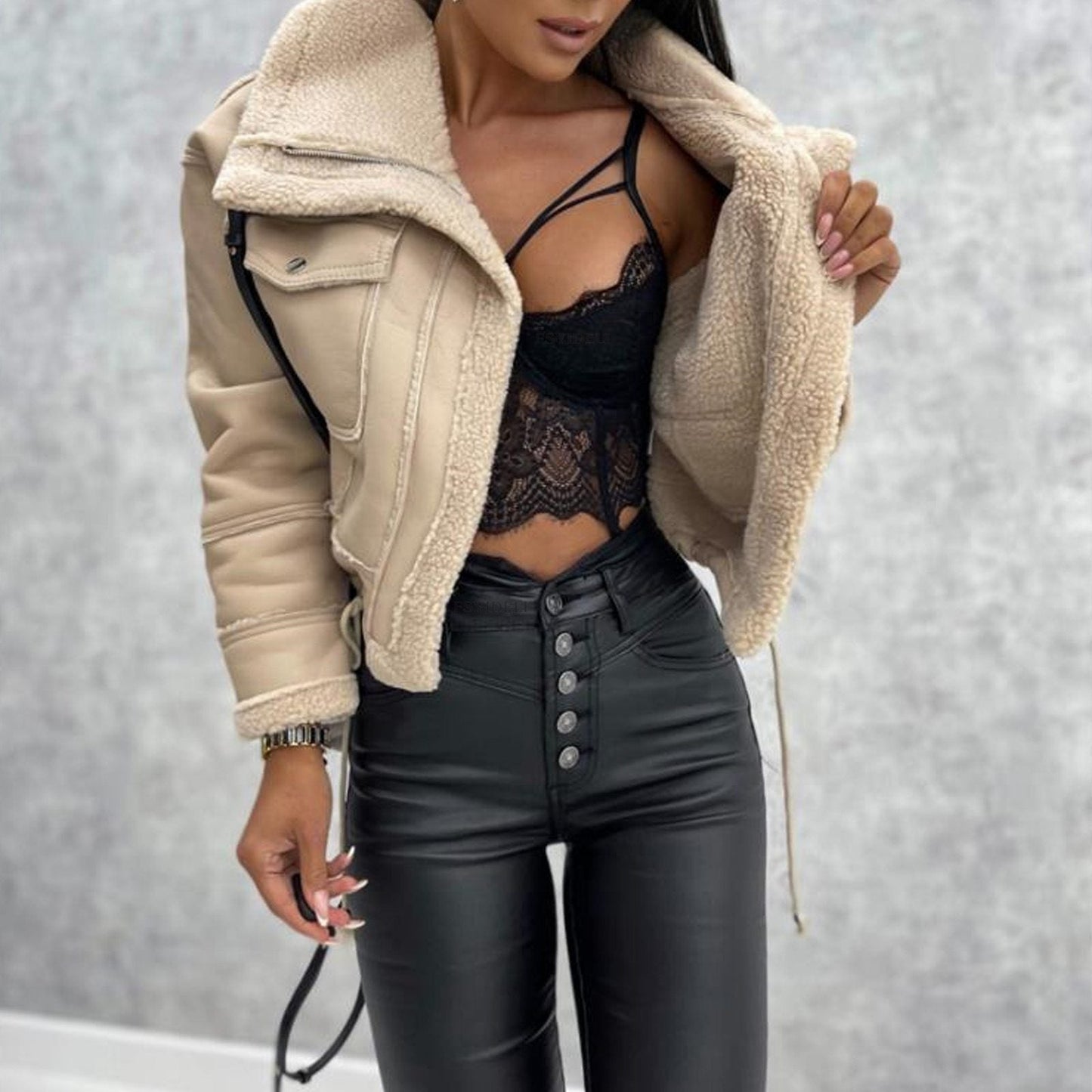 WW | LederFliegerjacke - Warmes Sherpa-Futter - Kurz geschnitten - Winterbereites Design
