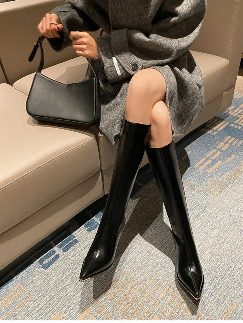 WW | Direction tall boots
