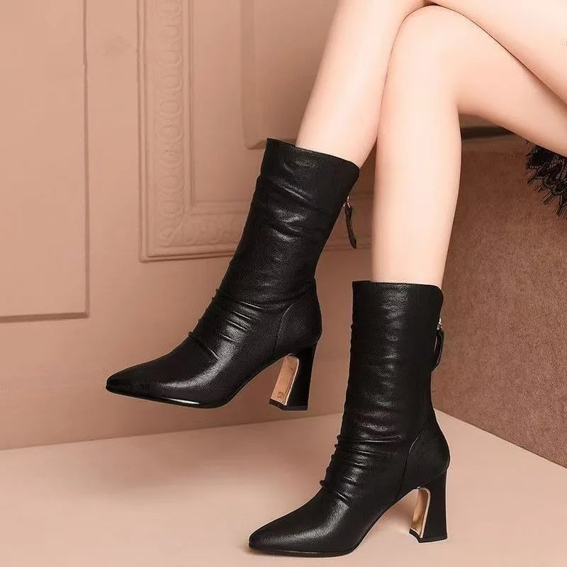 WW | Stylish Heeled Ankle Boots