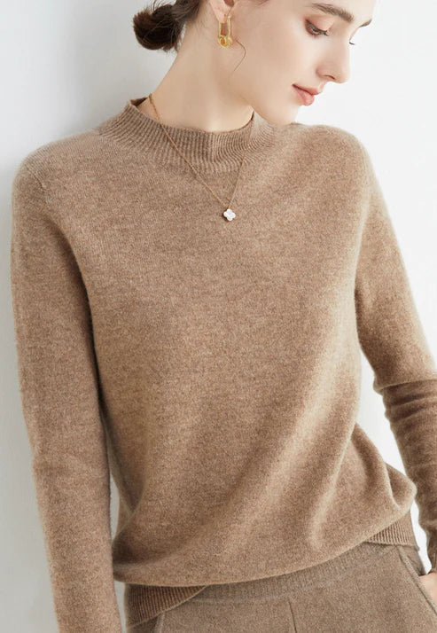 WW | Women's Sweaters - Timeless Elegance in Featherlight Softness