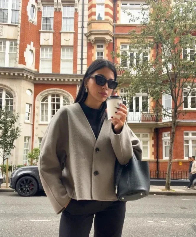 WW | Eleganter Blazer mit einreihigen Knöpfen und V-Ausschnitt
