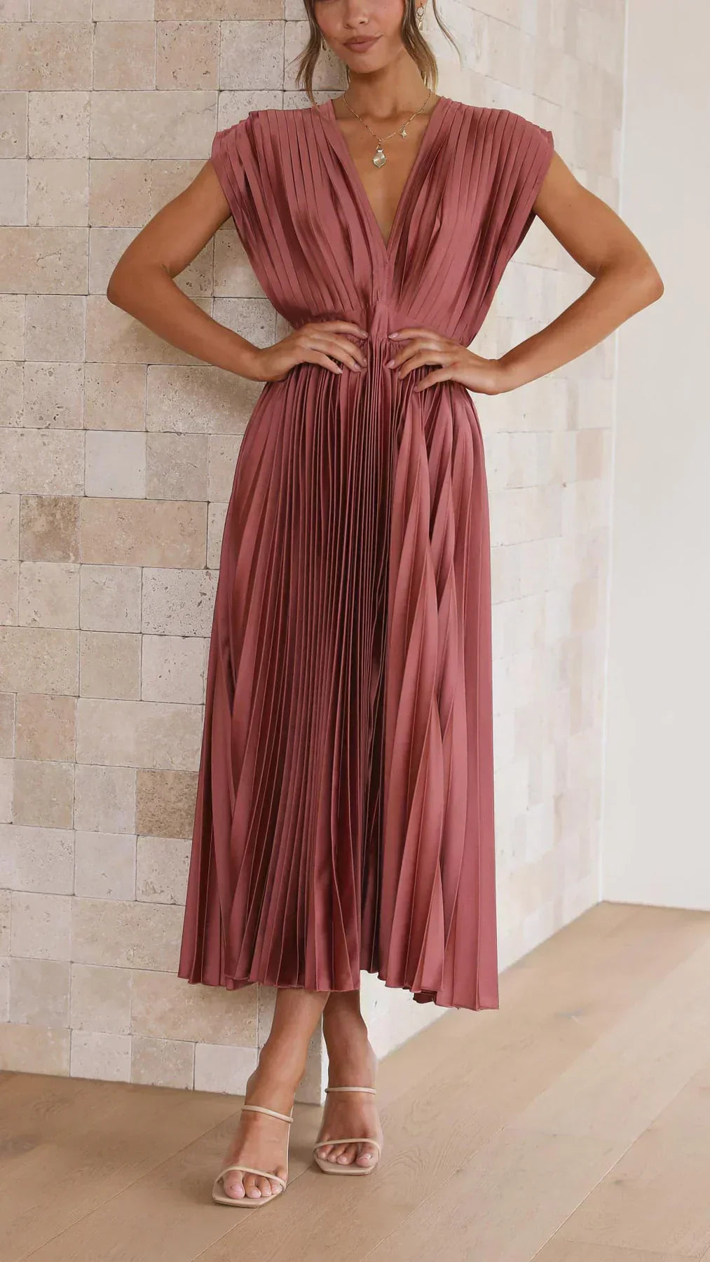 WW | Ärmelloses, Plissiertes Midikleid