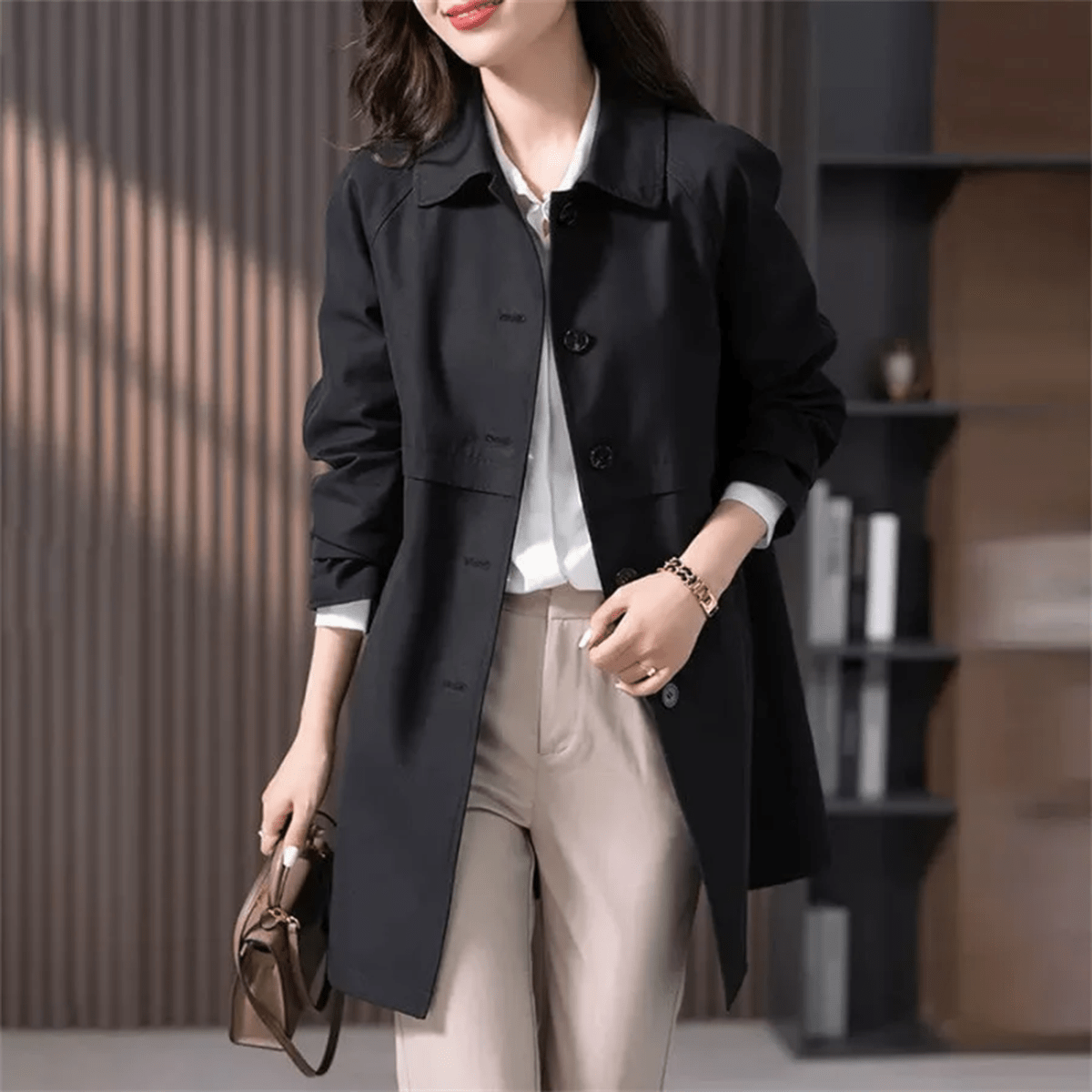WW | Maßgeschneiderter Damen Trenchcoat mit Klassischem Kragen