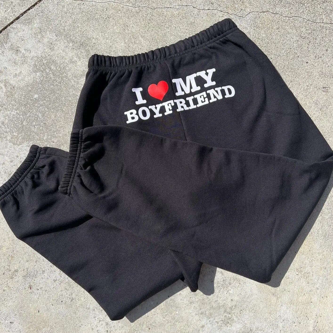 WW | Liebe Mein Freund Jogginghose - Bequeme und stilvolle Damen-Sweatpants