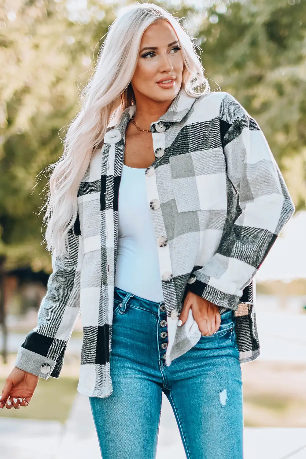 WW | Kaki karierte Jacke mit Farbfeldern für einen mühelosen Winterstil
