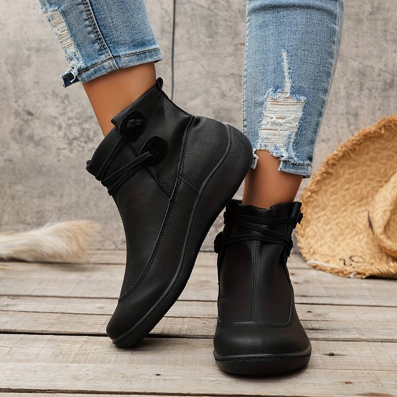 WW | Trendy Plus-Size Casual Athletic Shoes for Women