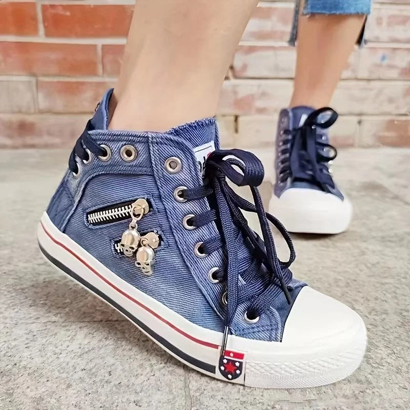 WW | Urban Sneaker Look mit Jeans und Reißverschluss