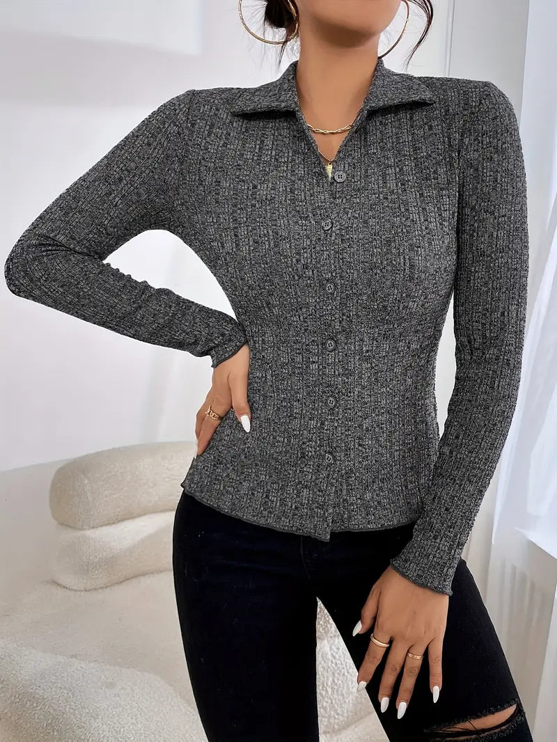 WW | Taillierte Jacke mit Kragen und Knöpfen