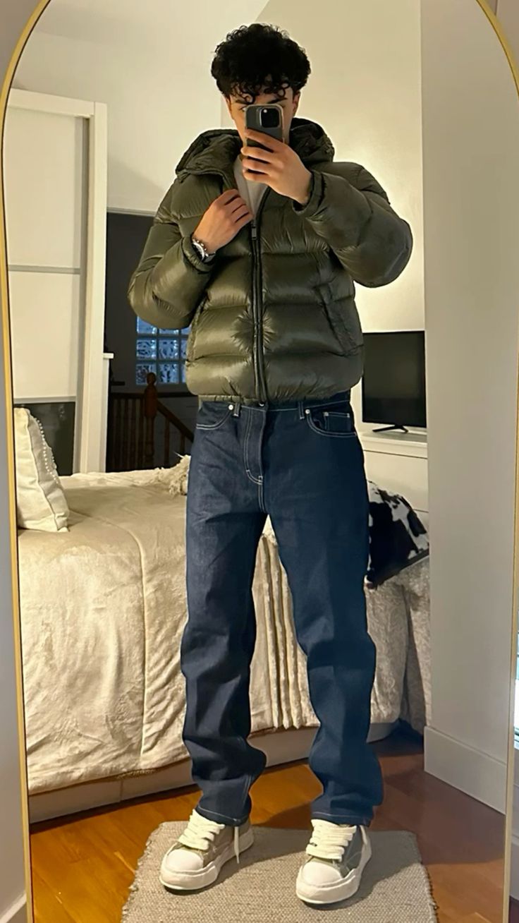 WW | Modern and durable Summit Down Jacket