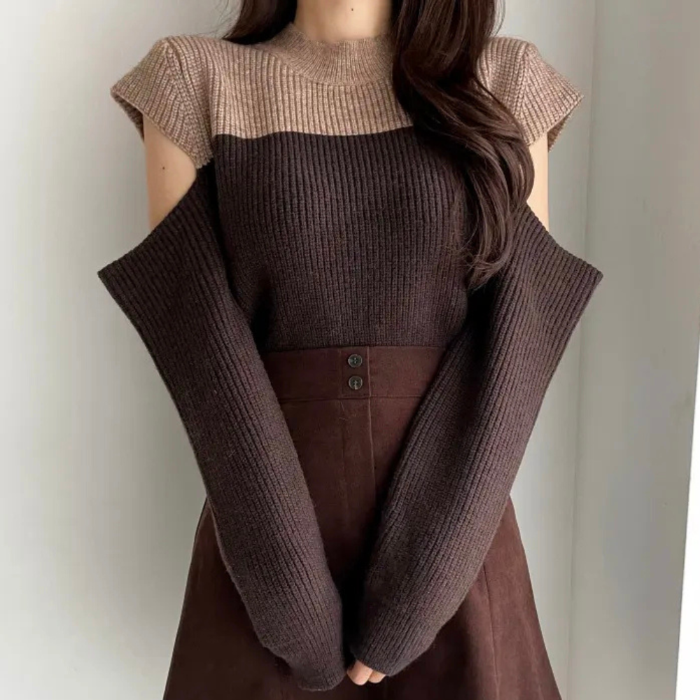 WW | Two-tone knit sweater with cut-out sleeves