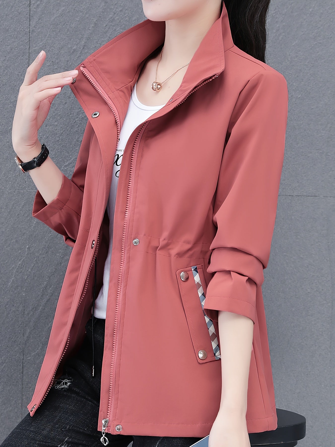 WW | Mode Rosa Reißverschlussjacke mit Kontrast für einen modernen Look
