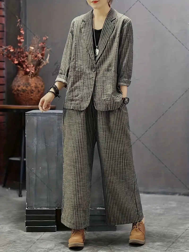 WW | Blazer with striped lapels and wide-leg trousers