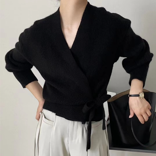 WW | Schicker Wickelpullover mit Bindegürtel
