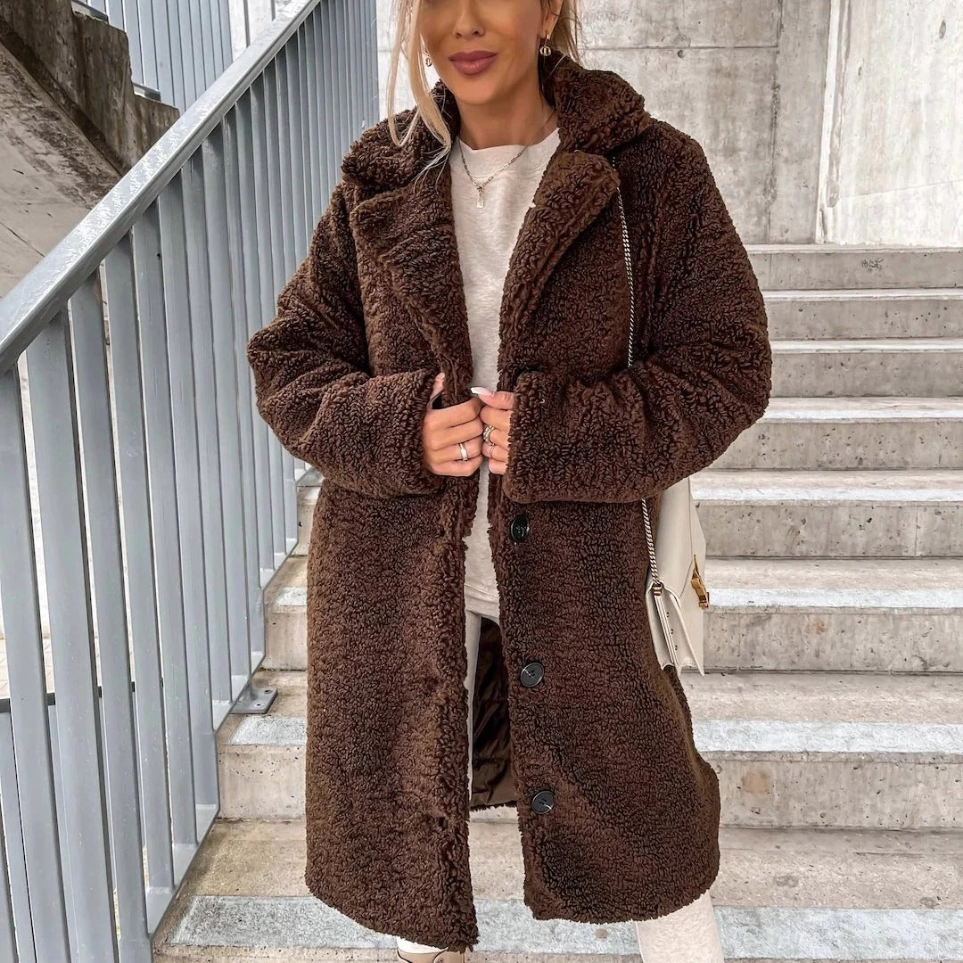 WW | Teddy Coat - Plus Size - Soft Faux Fur - Button Closure