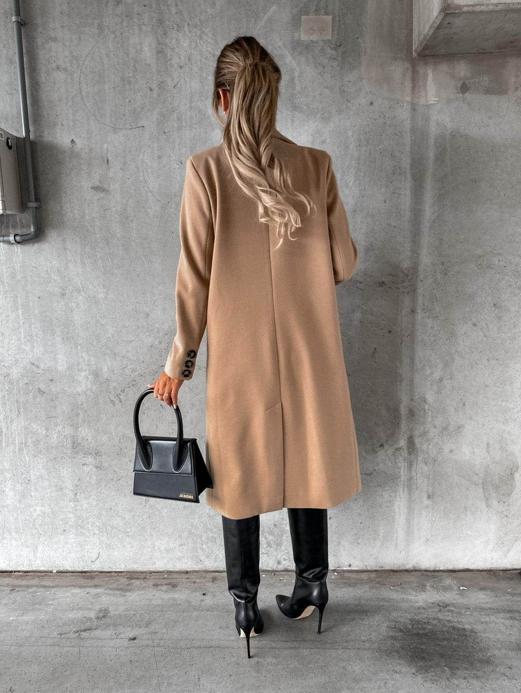 WW | Elegant Long Coat Cream Chic, Structured and Timeless