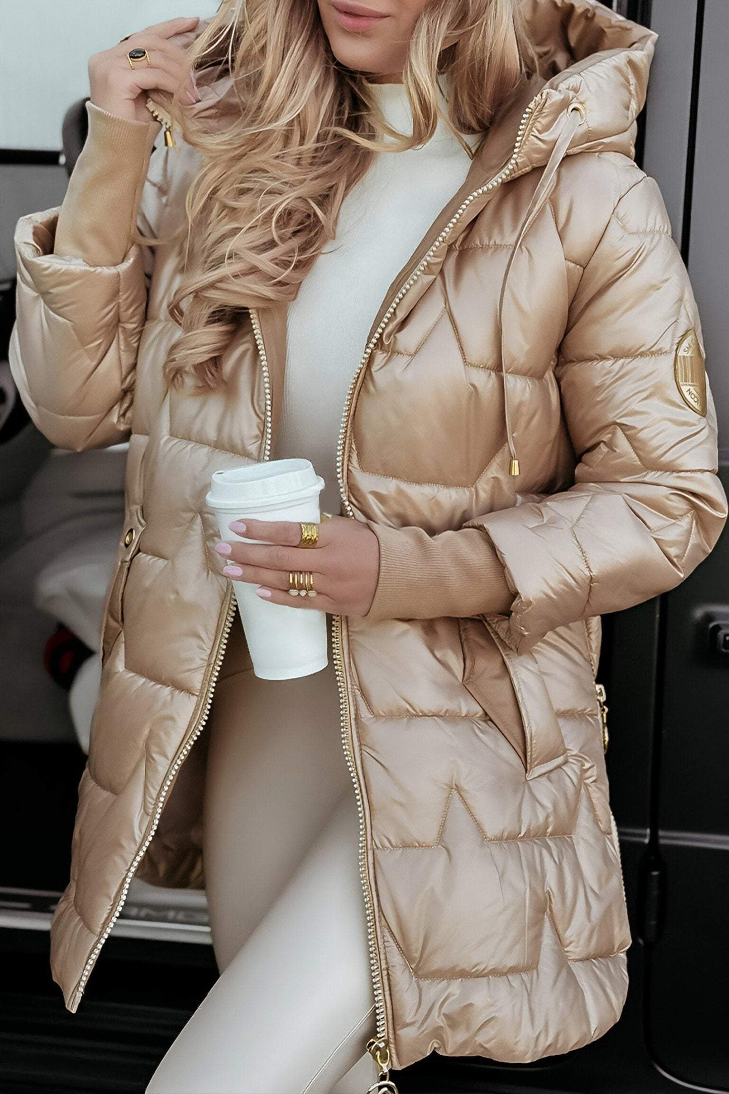 WW | Lange Damen-Daunenjacke Warm & Glänzend Winterlicher Eleganz