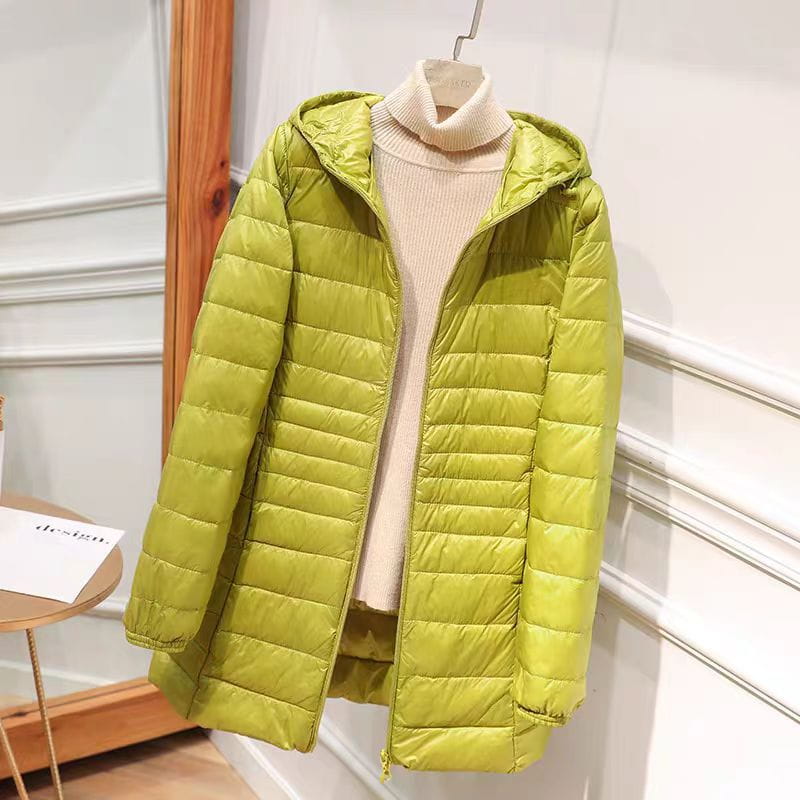 WW | Lightweight, warm, and comfortable down jacket, ideal for winter