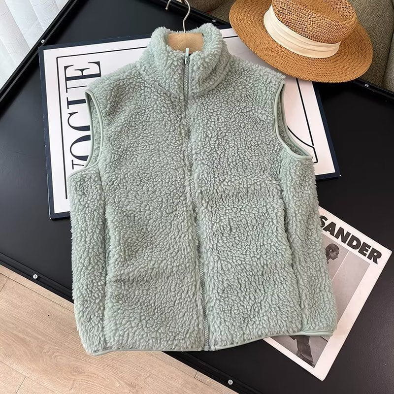 WW | Faux Fur Vest Soft and warm Cozy and trendy style