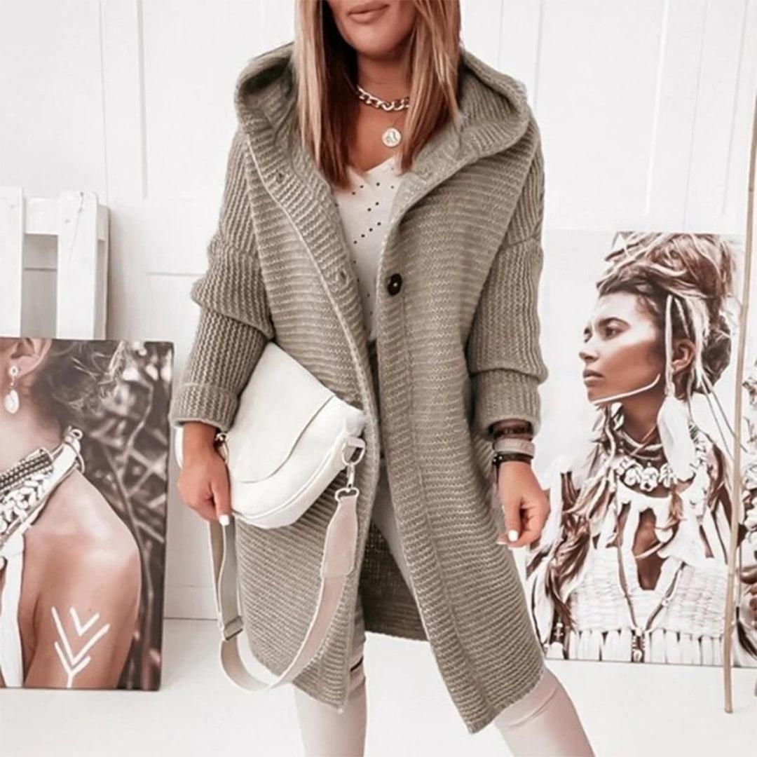 WW | Strickjacke mit Knöpfen und Kapuze für Frauen