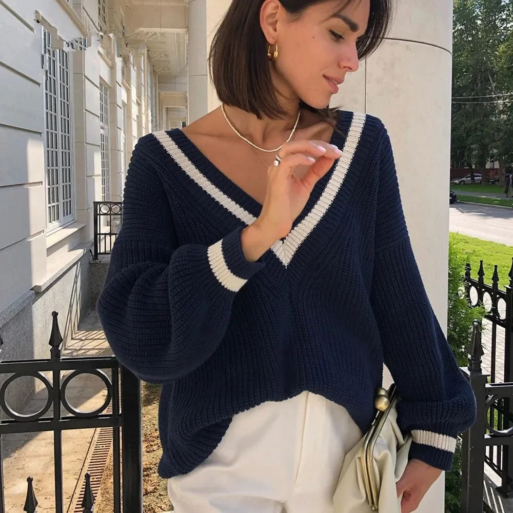 WW | Elegant women's knit sweater with V-neck – sophisticated look
