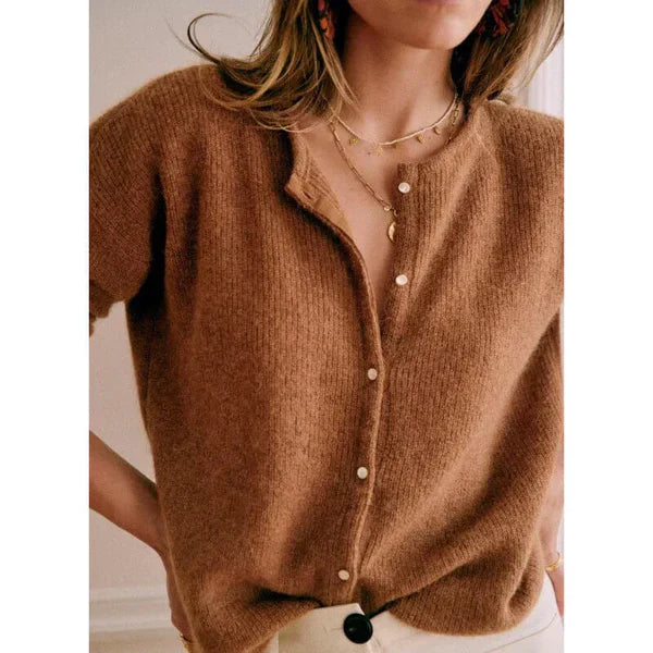 WW | Elegant button-up sweater