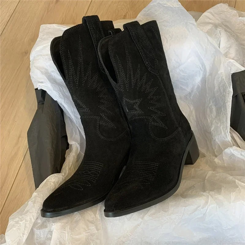 WW | Westernstiefel aus besticktem Leder