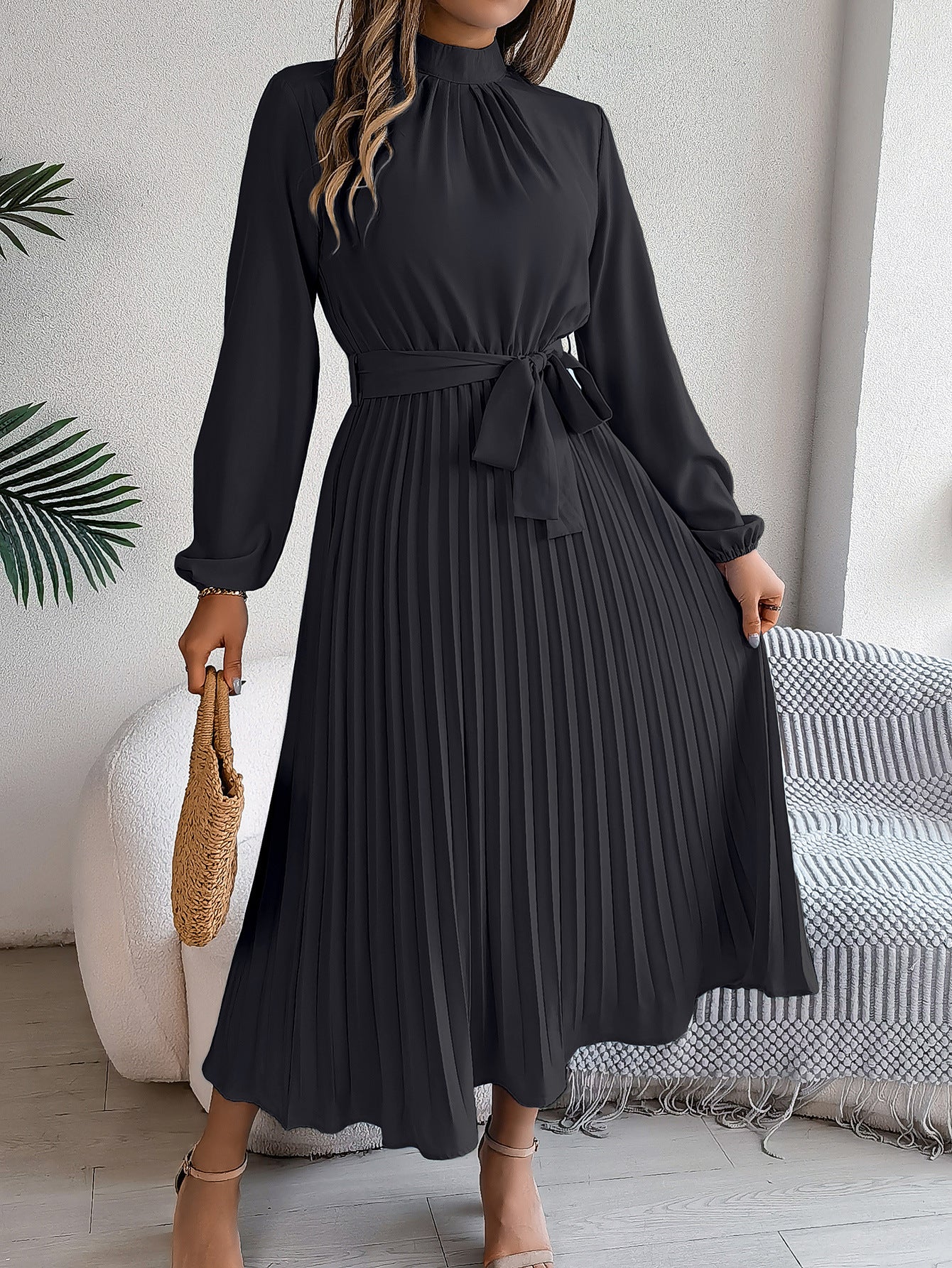 WW | Elegantes Und Zeitloses Plissee Kleid
